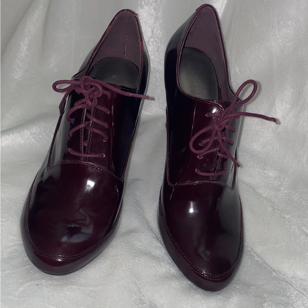 Elegant Burgundy Women's Oxford Shoes